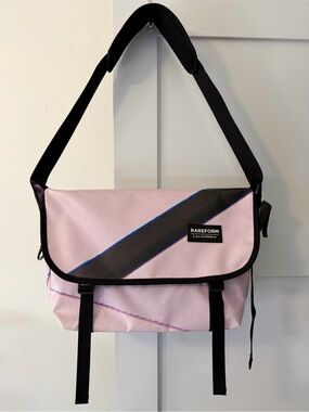 Rareform Manhattan Messenger Tote Bag in Pink and Black